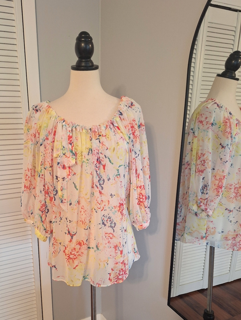 CAbi Sheer Watercolor Floral Blouse Medium - Picture 2 of 6